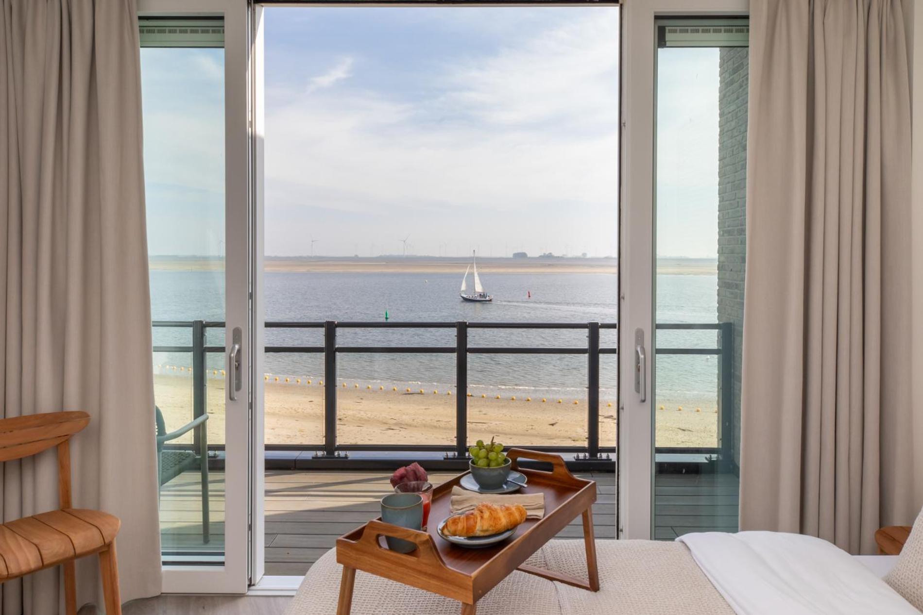 Appartement Welcome In - Vista Maris - Havenweg 8-36 'oester Oase' Sint-annaland Sint-Annaland